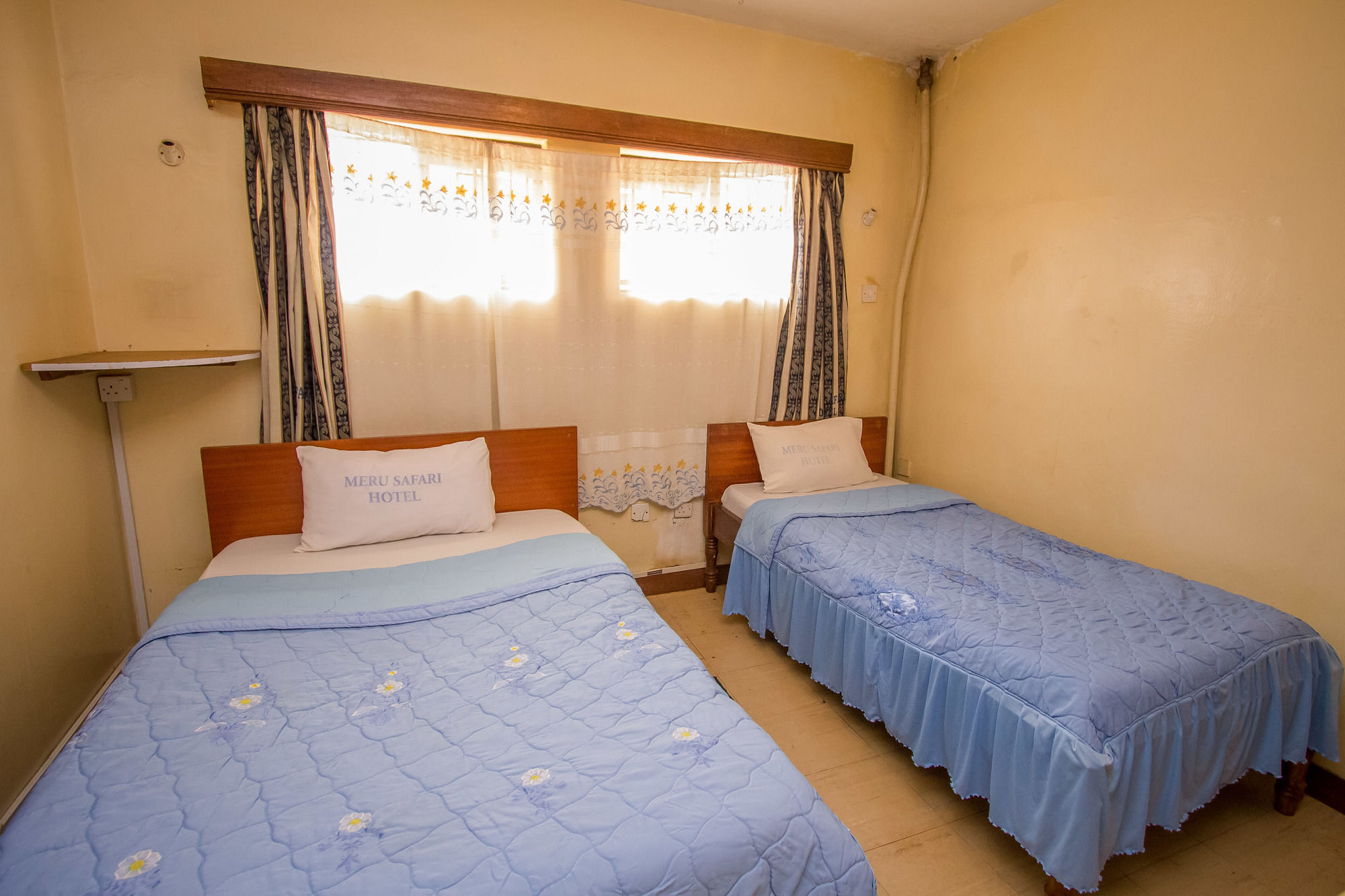 Meru Safari Hotel Екстер'єр фото